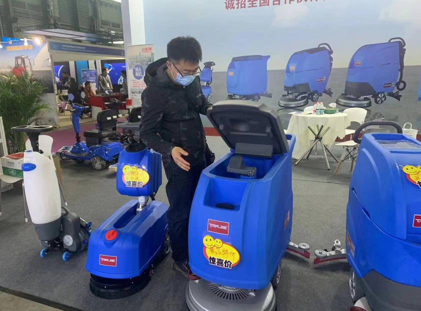 塔城坦洁洗地机公司致力于电动洗地机的生产、销售和服务百家